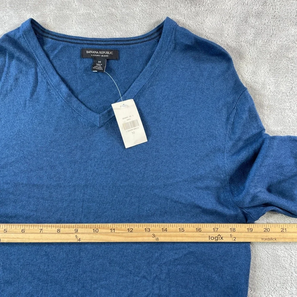 Banana Republic Sweater Mens Medium Blue Luxury Blend Silk Cashmere V Neck